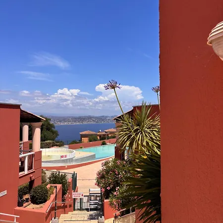 Apartment A Haven Overlooking The Bay Of Cannes Theoule-sur-Mer