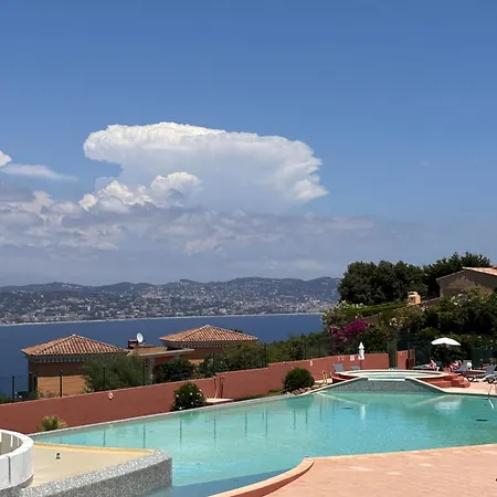 A Haven Overlooking The Bay Of Cannes *